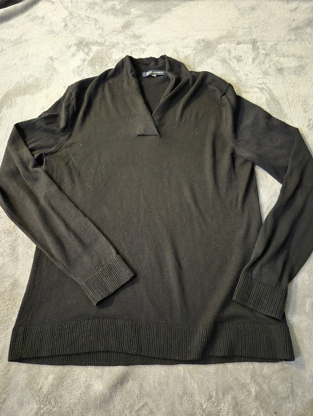 Brooks Brothers Merino Wool Womens V Neck Sweater XL Black Quiet Luxury Preppy